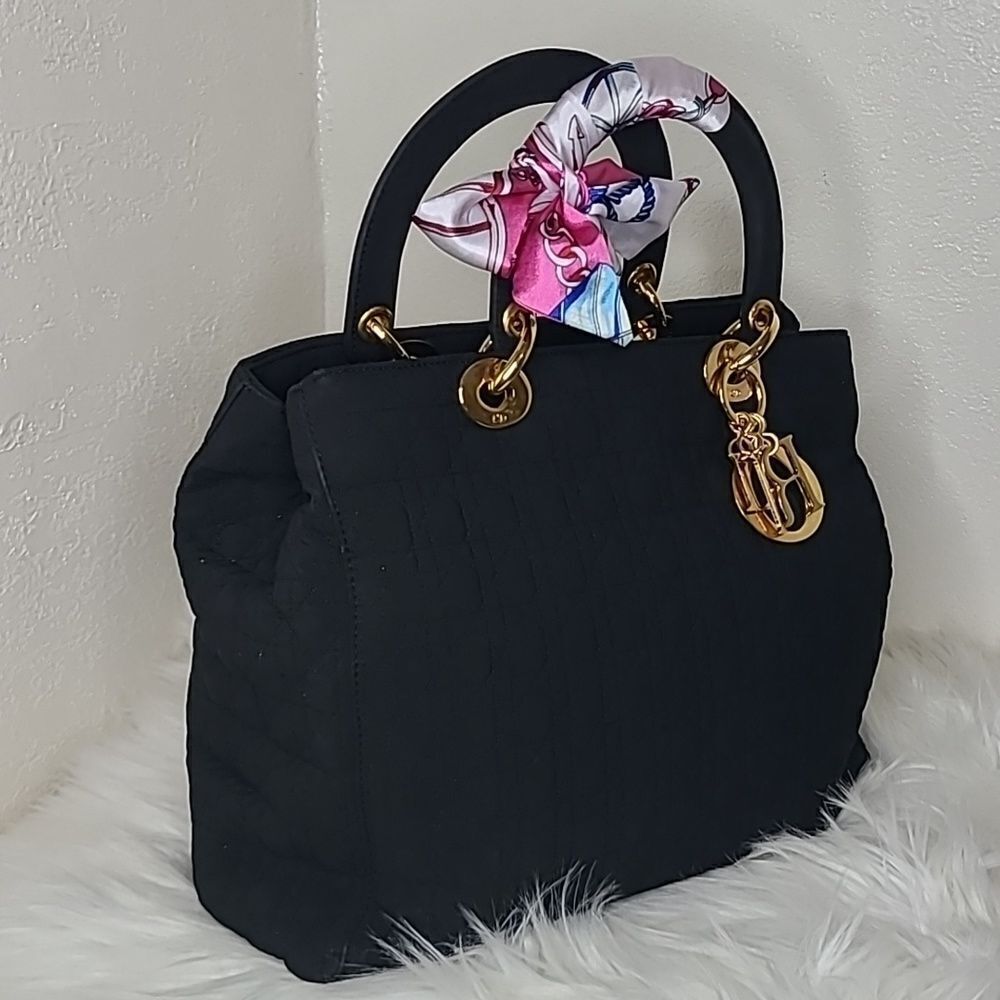 💯 Authentic  Lady Dior Handbag 🍀 - Picture 5 of 15